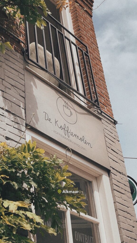 De Koffiemolen bedeutet „Die Kaffeemühle“